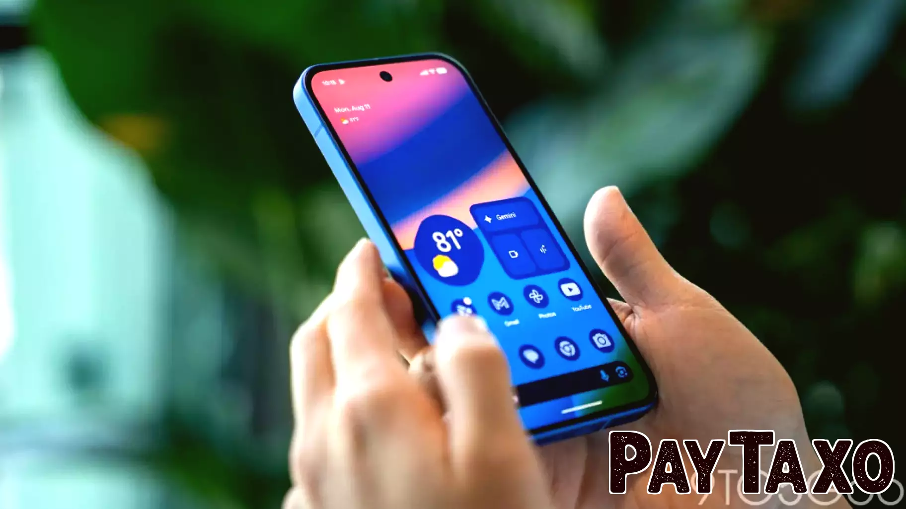 Pixel At a Glance adds Sports and Finance updates