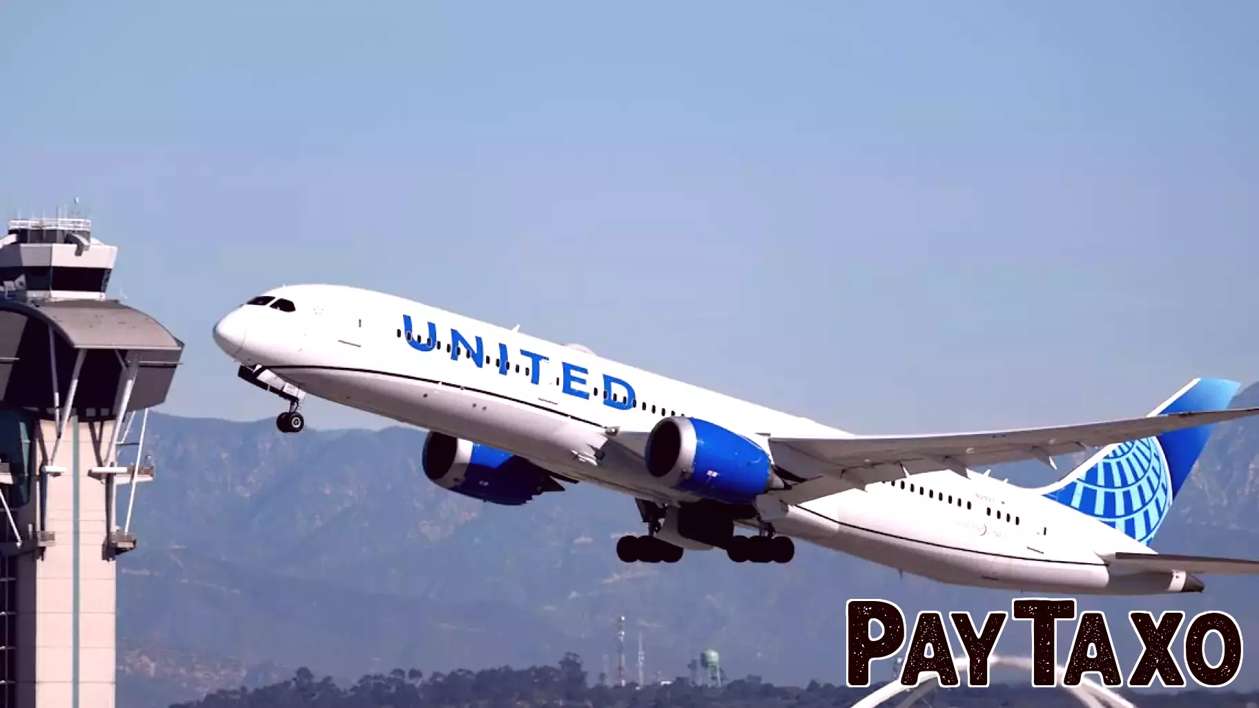 United Airlines Intensifies Battle for Premium Travelers with Enhanced Credit Card Perks