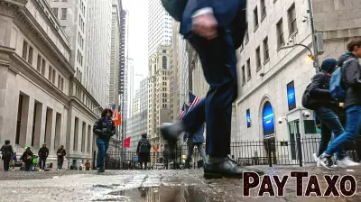 Chaotic Markets on the Verge of a Financial Crisis